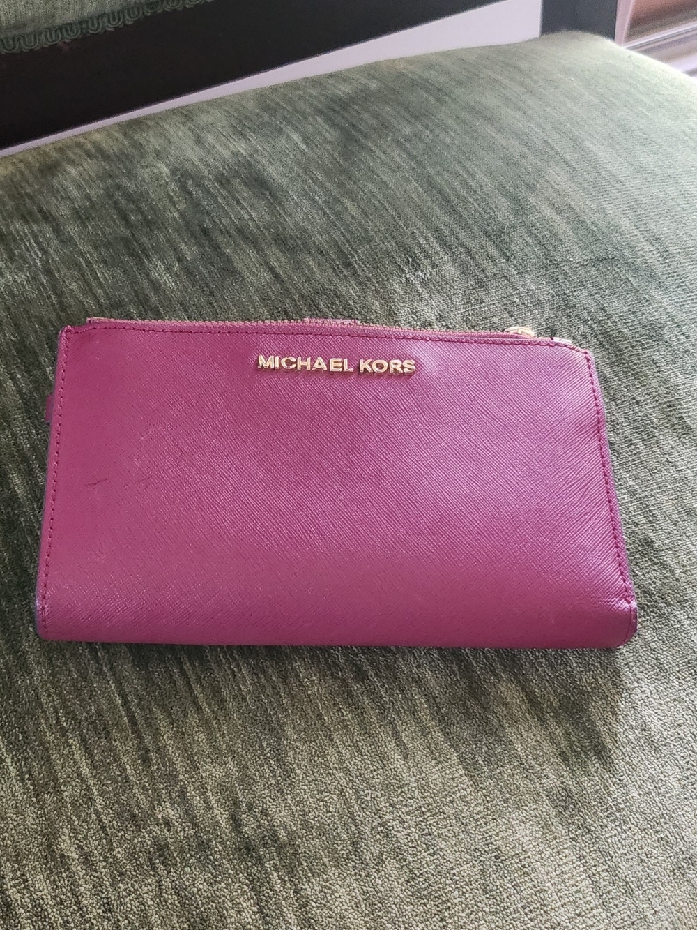 Michael Kors Women's Purple Saffiano Zip Wallet